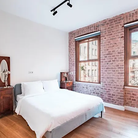 Apartment Homie - Historical Nearby Galata Tower *