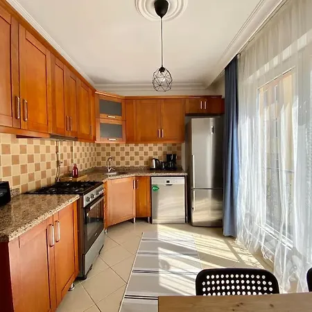 Apartment Location 3 Bedroom Flat - No6 Istanbul