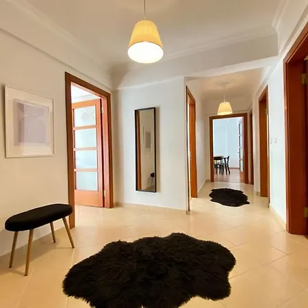 Location 3 Bedroom Flat - No6