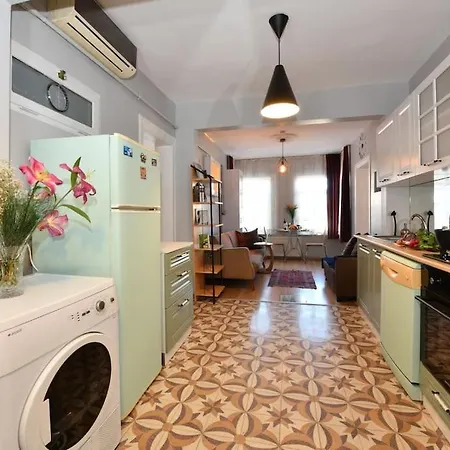 Apartment Taksim Fish Market Down Town Heart Of Beyoglu