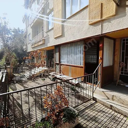 Haftalik, Guenluek Veya Aylik Istanbul