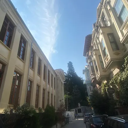 Aparthotel Castello Bella Balat Apart
