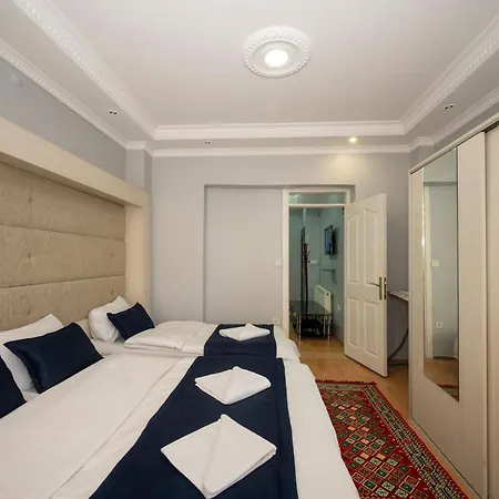 Apartment Taksim Suite-ll *