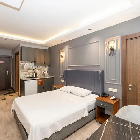 Comfort Hotel 2*