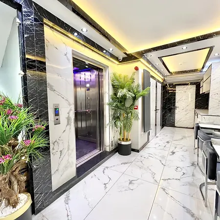 Taksim Larissa Istanboel