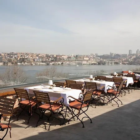 Old Colorful Balat Petrion Hotel Istanbul