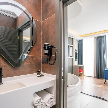 216 Ruby Otel 4*