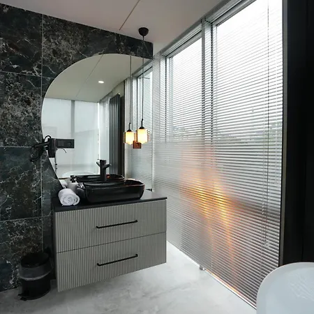 Dream House 22 * Istanbul