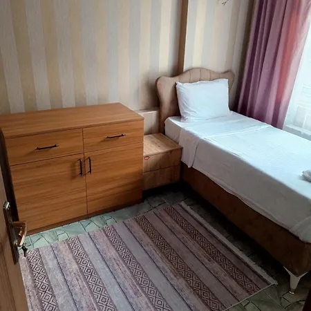 Hotel Eylueluem *
