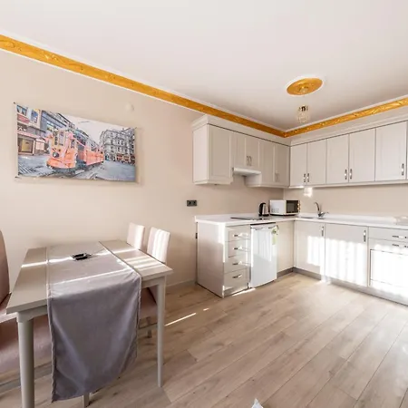 Taksim 44 Apart Hotel *