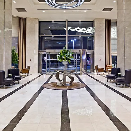 מלון Ramada Plaza By Wyndham Tekstilkent