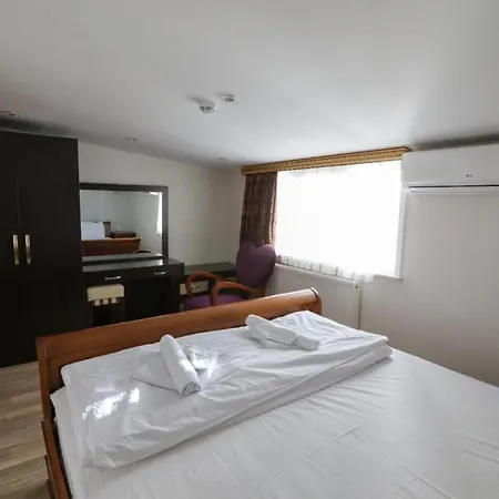 Magnolia Suites *