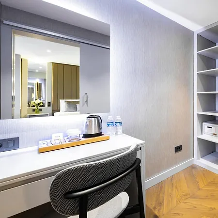 Rast Sultanahmet Hotel 4*