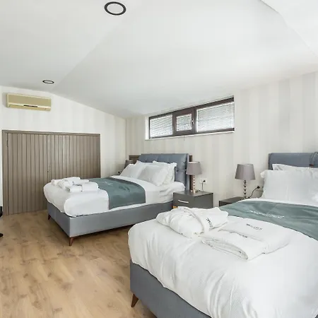 Dm Bosphorus Apartment Istanbul