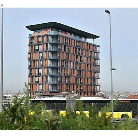 Apartment Center Luxurious *