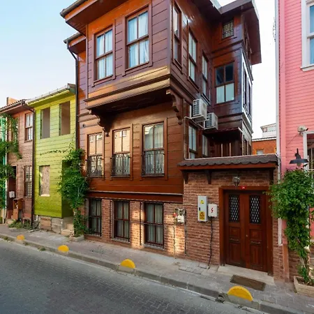 Brown Mansion Oldcity Hotel *