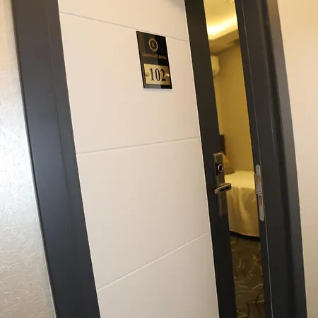 Hotel Grand Kavi 3*