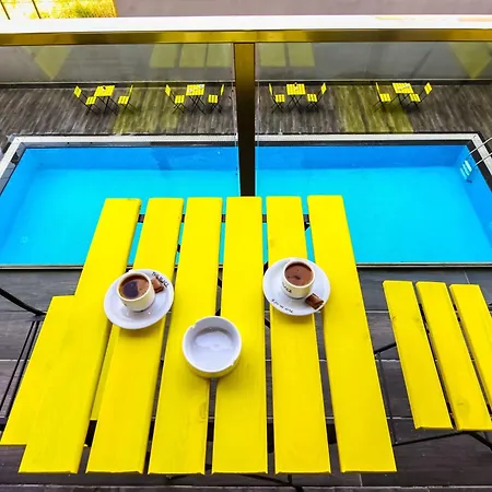 شقة فندقية Atasehir The Place 2*