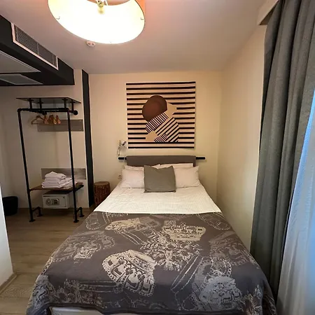 Rumours Hotel