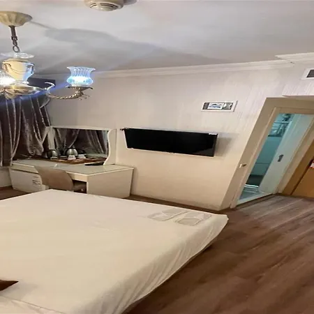 Montagna Hera Taksim Hotel