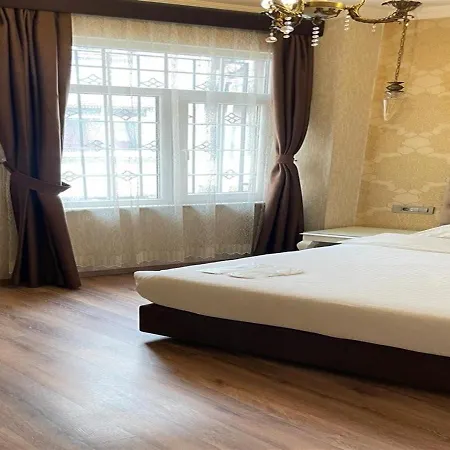 Montagna Hera Taksim Hotel 3*