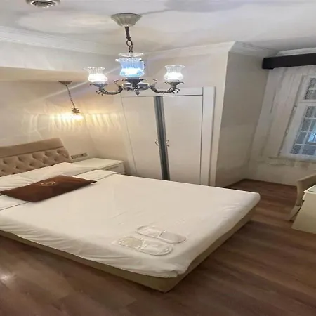 Hotel Montagna Hera Taksim 3*