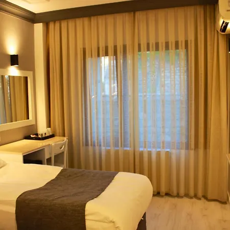 Peninsula 3* Istanbul