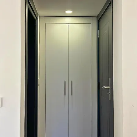 Peninsula 3*