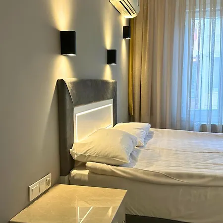Peninsula 3*