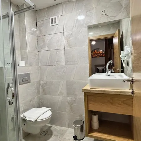 Besiktas Guest Hotel *