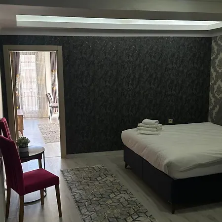 Taksim Royal & Estambul