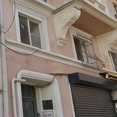 Apartment Beautiful 1 Bedroom Apt. W/ac 400 Meters Taksim Square Istanbul