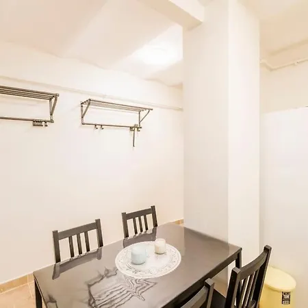 Beautiful 1 Bedroom Apt. W/ac 400 Meters Taksim Square Istanbul