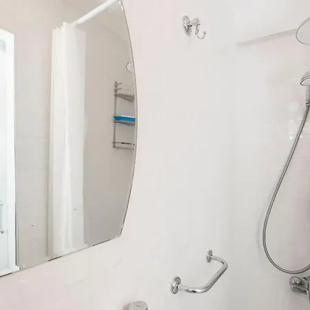 Apartment Beautiful 2br House W/ac 400meters Taksim Square