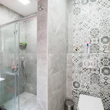Cute 1 W Ac 300 Meters To Istiklal Street Apartment Istanbul