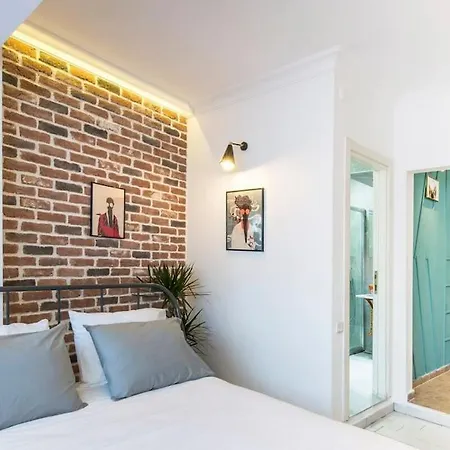 Apartment Stylish Duplex House With A Special Terrace