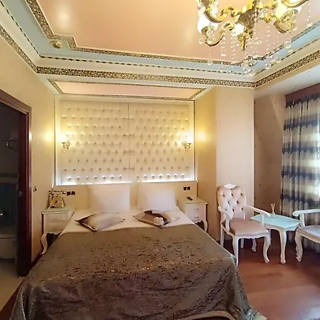 Hotel Golden Horn