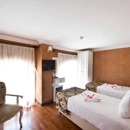 Golden Horn Hotel
