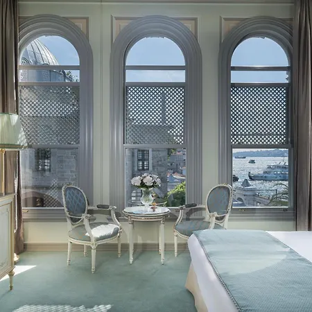 מלון Bosphorus Palace 4*
