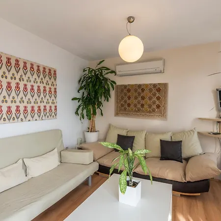 Apartment Amedros *
