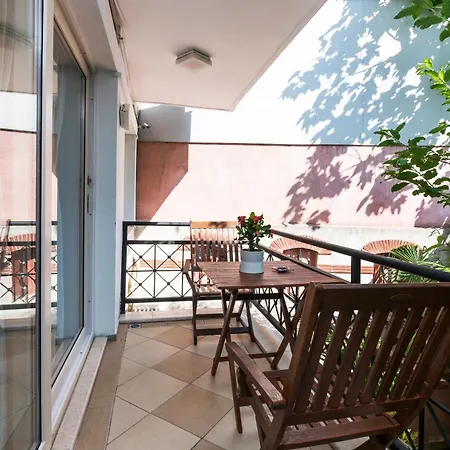 Apartment Amedros *