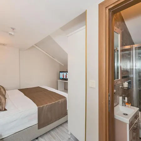 Hotel Grand Pamir Istanbul