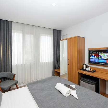 Hotel Mayza 3*