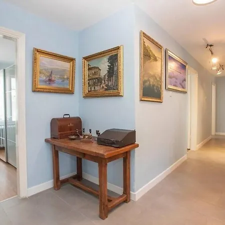 Waterfront Penthouse With A Stunning View Apartment *