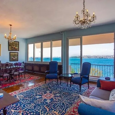 Waterfront Penthouse With A Stunning View Apartment