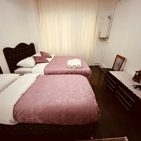 Arya 3+1 Cihangir * Istanbul