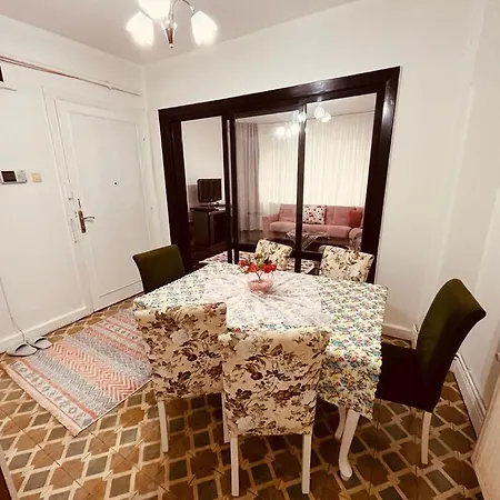 Arya 3+1 Cihangir Apartment *
