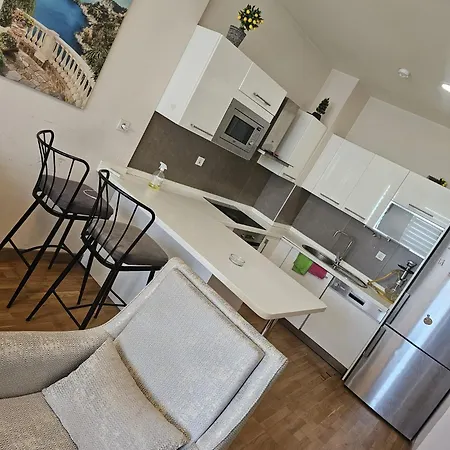 Outstanding 1+1 Bedroom Available * Estambul