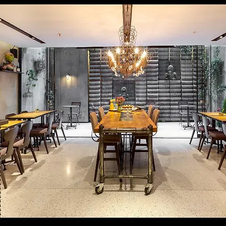 Lampa Design Hotel-special Category