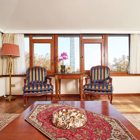 1207 Special Class Sultanahmet Hotel 4*